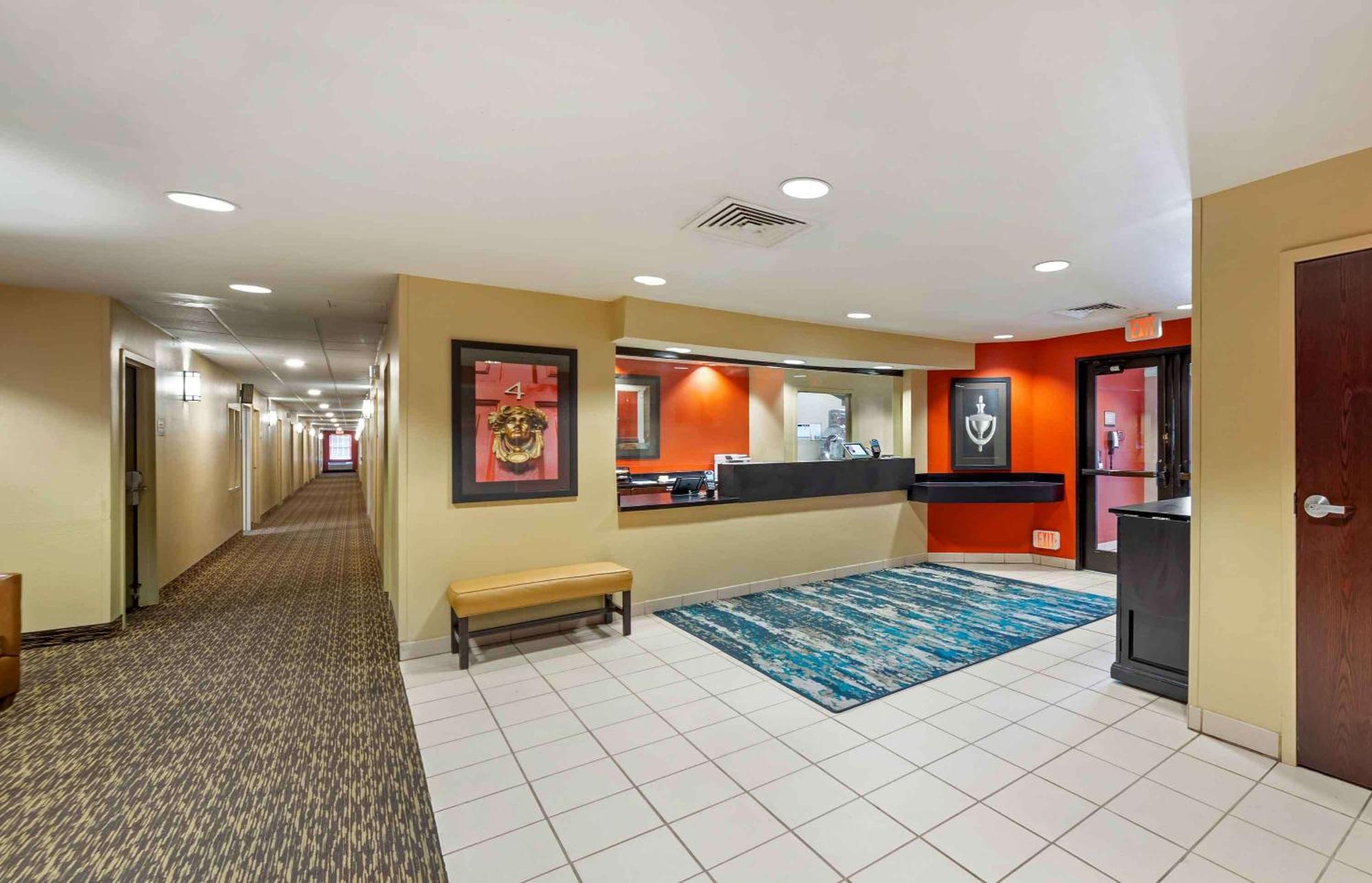 Extended America - - Nw Expressway 2*